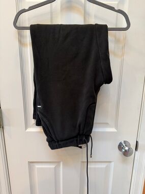 UGG Men's Black Fleece Jogger Sweatpants